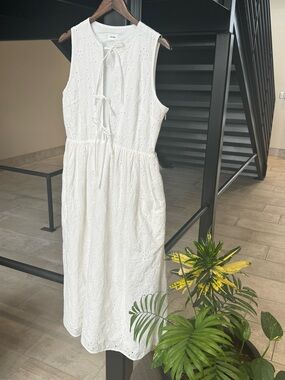 Aureum 100% Cotton White Eyelet Tie Dress Size M